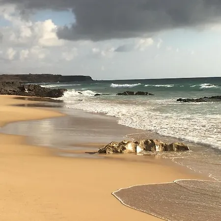 Oceanfront Awakening! Away From Crowds La Oliva